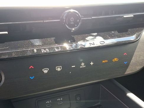 New 2025 Nissan Murano SL image 14