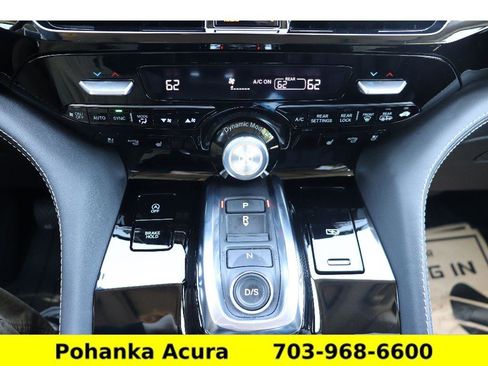 Certified 2024 Acura MDX SH-AWD w/ Advance Package image 15