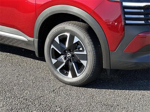 New 2026 Nissan Kicks SV w/ SV Premium Package image 7