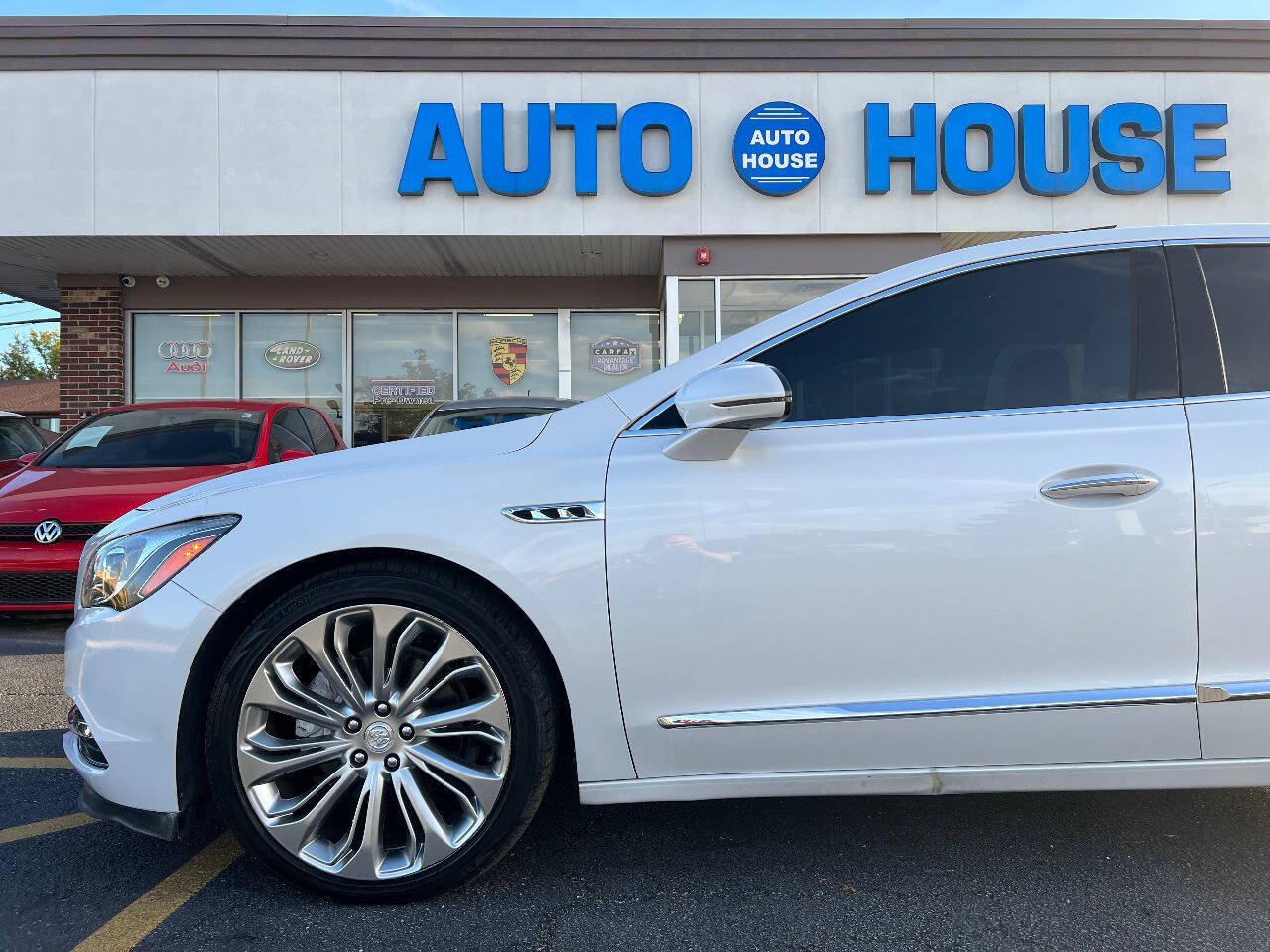 Used 2017 Buick LaCrosse Premium w/ Sun and Shade Package FWD image 39
