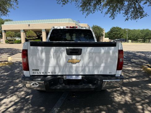 Used 2011 Chevrolet Silverado 1500 LT image 8