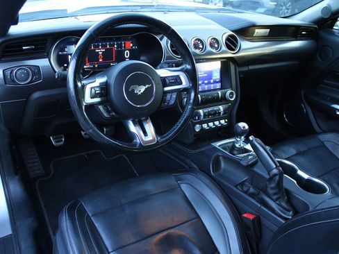 Used 2021 Ford Mustang GT Premium w/ GT Performance Package RWD image 11