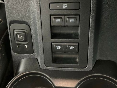 Used 2022 Ford Bronco Badlands image 23