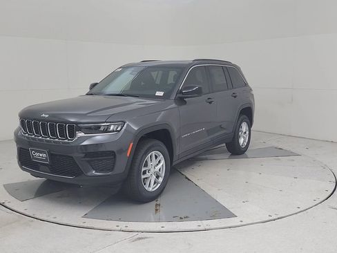 New 2025 Jeep Grand Cherokee Laredo X image 6