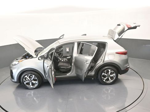 Used 2020 Kia Sportage LX image 61