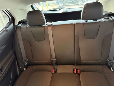 Used 2025 Buick Encore GX Preferred image 36