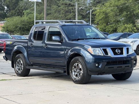 Used 2020 Nissan Frontier PRO-4X w/ Pro-4x Utility Package AWD/4WD image 2
