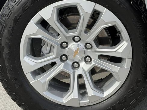 Used 2025 Chevrolet Silverado 1500 LTZ w/ LTZ Premium Texas Edition image 11