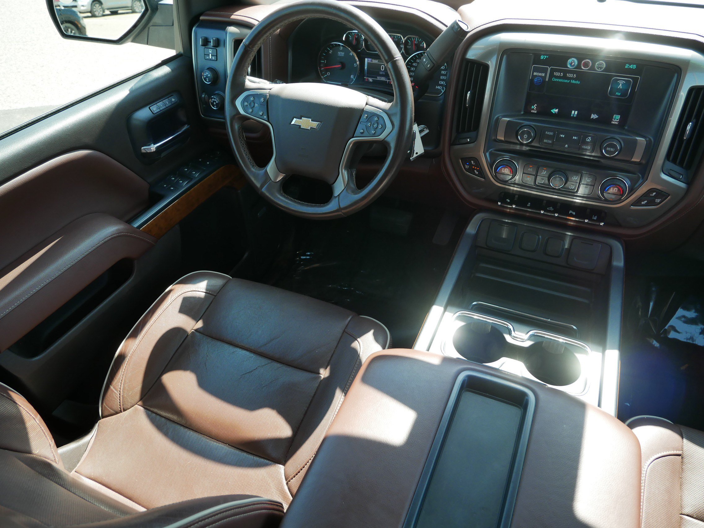 Used 2014 Chevrolet Silverado 1500 High Country w/ High Country Premium Package AWD/4WD image 9