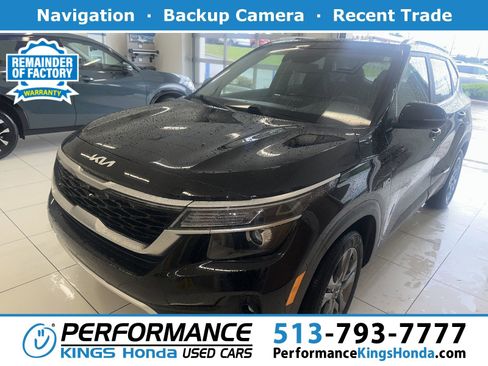 Used 2022 Kia Seltos S AWD/4WD image 1