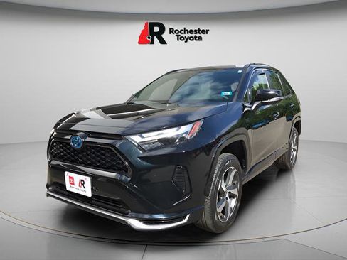 Certified 2023 Toyota RAV4 SE AWD/4WD image 3