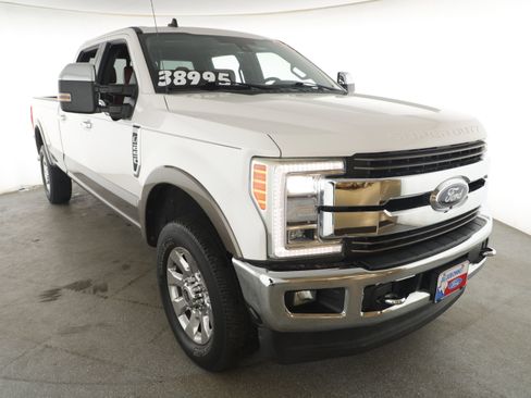 Used 2019 Ford F250 King Ranch w/ King Ranch Ultimate Package image 3