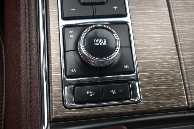 Used 2023 Ford Expedition Limited AWD/4WD image 30
