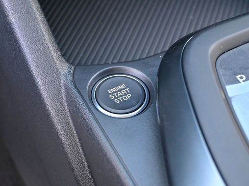 Used 2025 Kia K4 FWD image 8