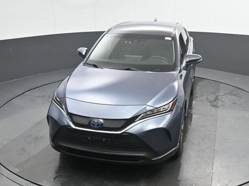 Used 2022 Toyota Venza LE AWD/4WD image 32