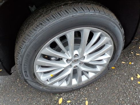 New 2026 GMC Acadia Denali w/ Super Cruise Package image 8