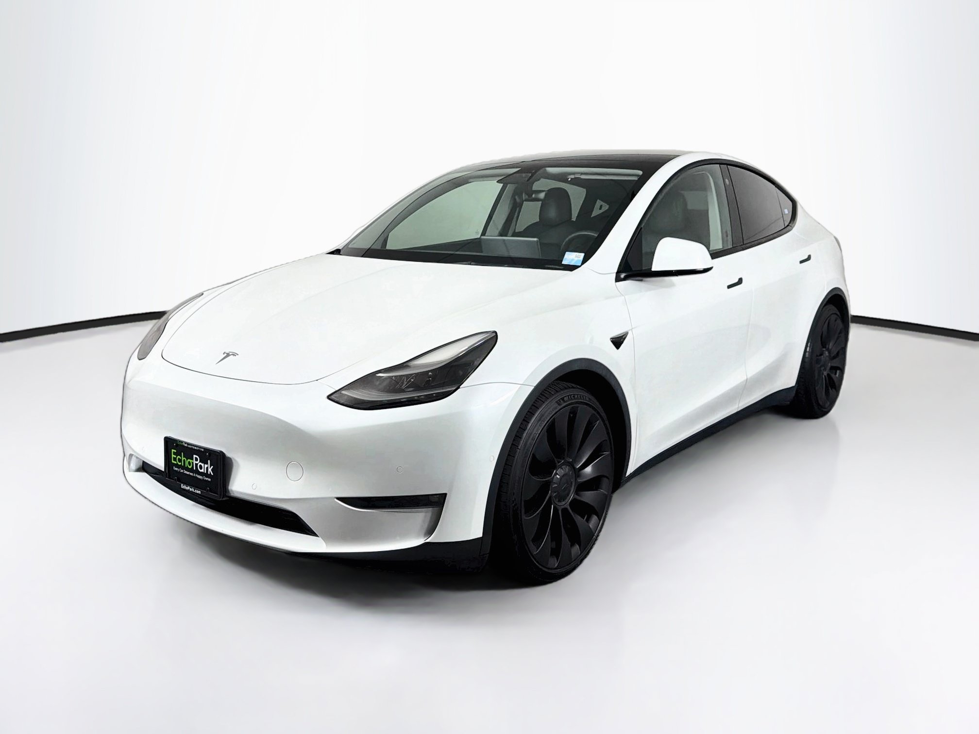 Used 2022 Tesla Model Y Performance AWD/4WD image 3