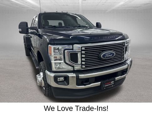 Used 2022 Ford F350 XLT w/ XLT Value Package AWD/4WD image 3