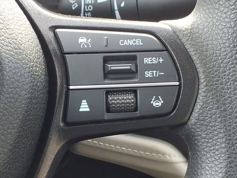 Used 2023 Honda Accord EX image 11