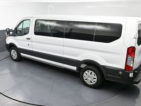 Used 2015 Ford Transit 350 XLT image 43