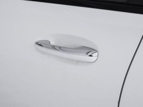 Used 2022 Mercedes-Benz C 300 Sedan image 40