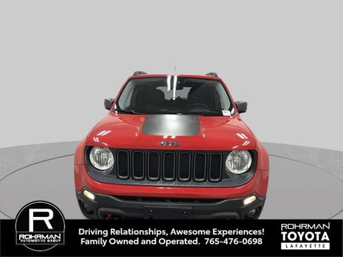 Used 2017 Jeep Renegade Trailhawk w/ Premium Trailhawk Package AWD/4WD image 11