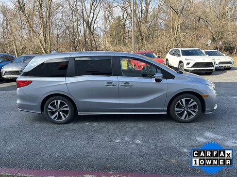 Used 2024 Honda Odyssey Touring image 2