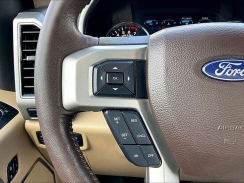 Used 2019 Ford F150 Lariat w/ Equipment Group 502A Luxury image 10