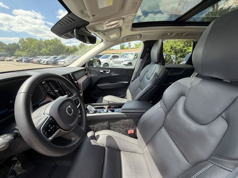 Used 2023 Volvo XC60 B6 Ultimate w/ Climate Package AWD/4WD image 22