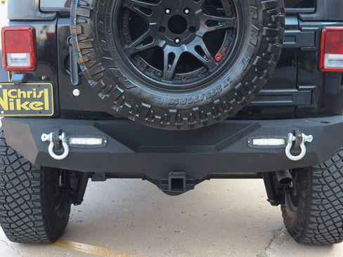 Used 2018 Jeep Wrangler Unlimited Sport S AWD/4WD image 17
