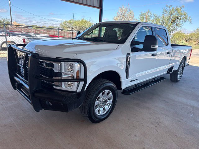 Used 2024 Ford F350 XLT w/ FX4 Off-Road Package AWD/4WD image 3