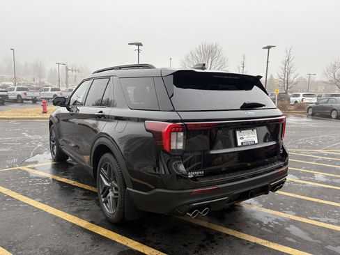 New 2026 Ford Explorer ST w/ Sun And Sound Package image 4