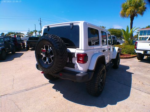 Used 2018 Jeep Wrangler Unlimited Rubicon image 6
