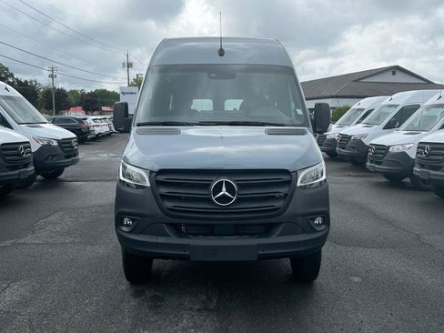Used 2024 Mercedes-Benz Sprinter 3500 image 7