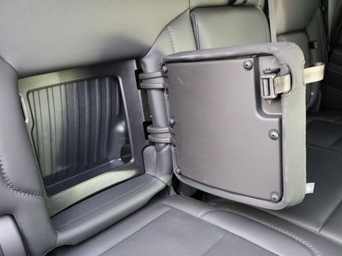 Certified 2024 GMC Sierra 1500 Denali image 17