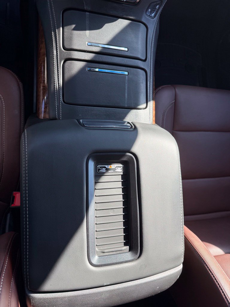 Used 2019 Chevrolet Tahoe Premier w/ Premier Plus Edition AWD/4WD image 19