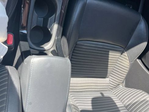 Used 2022 Toyota Corolla XSE FWD image 27