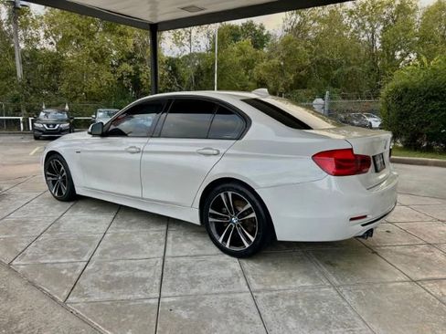Used 2018 BMW 330i Sedan image 2