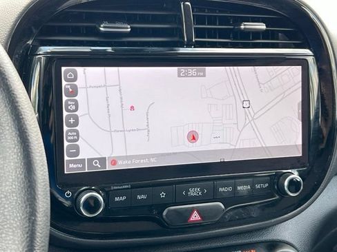Certified 2023 Kia Soul S FWD image 33