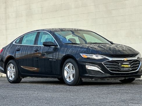 Certified 2024 Chevrolet Malibu LS image 1