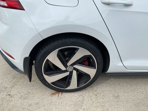 Used 2021 Volkswagen GTI S image 28