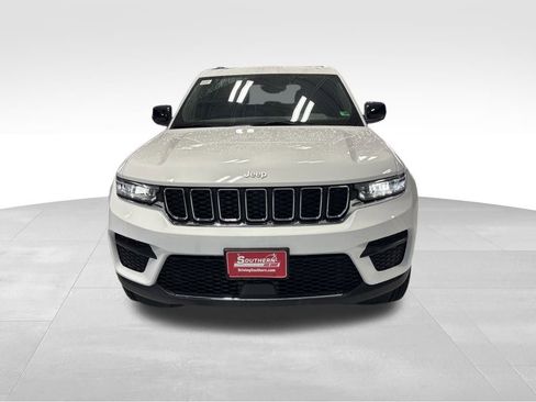 New 2025 Jeep Grand Cherokee Laredo X w/ Luxury Tech Group I image 10