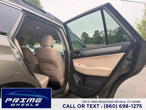 Used 2015 Subaru Outback 2.5i Premium AWD/4WD image 14