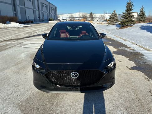Used 2021 MAZDA MAZDA3 s image 2