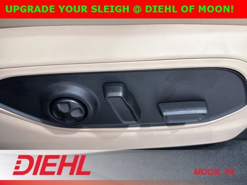 New 2025 Jeep Grand Cherokee Limited w/ Luxury Tech Group II image 15