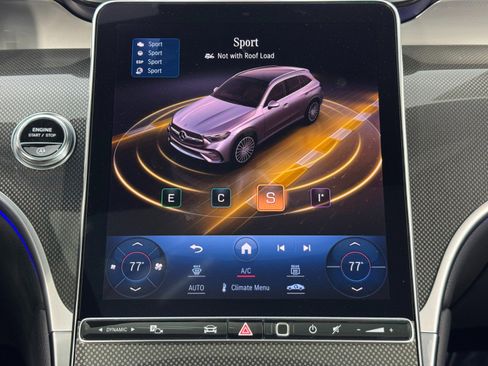 Used 2023 Mercedes-Benz GLC 300 w/ AMG Line image 34