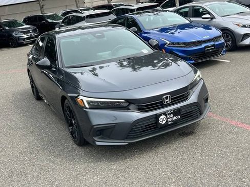 Used 2022 Honda Civic Sport image 5