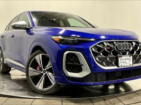 New 2026 Audi SQ5 Premium Plus image 2