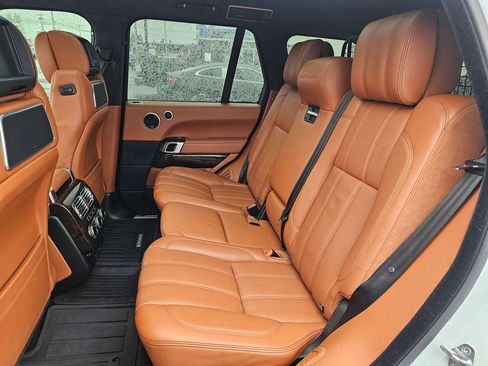Used 2015 Land Rover Range Rover Autobiography image 31