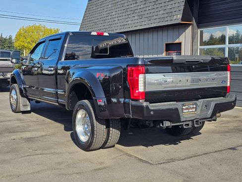 Used 2019 Ford F450 Platinum w/ Platinum Ultimate Package image 3
